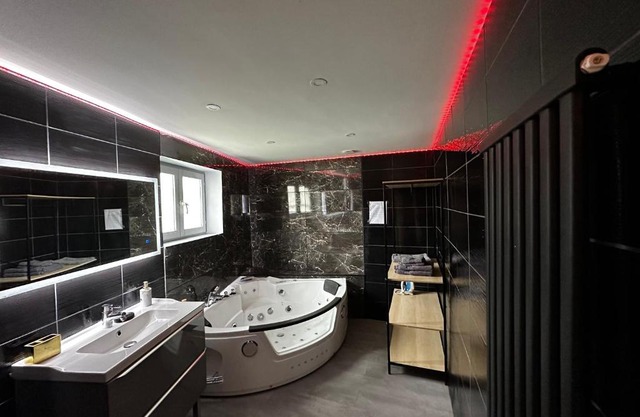 Le Petit Nid Douillet Spa Balneo