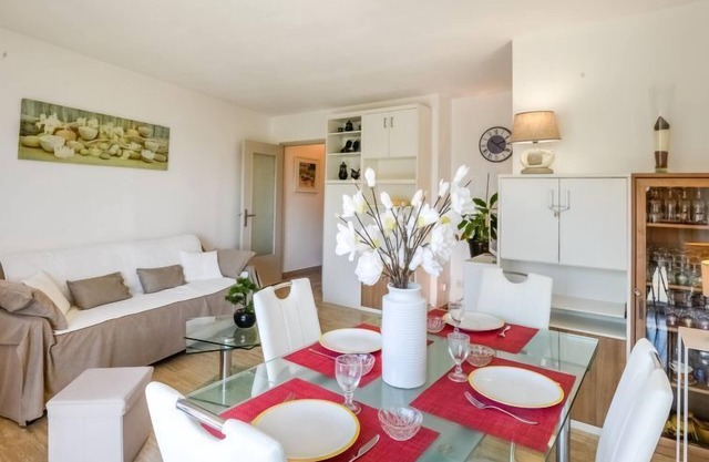 Le Poséidon by Interhome