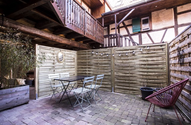 Le Pressoir, romantic studio Griotte et Cannelle