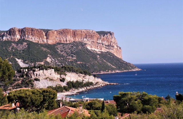 LE SEPT charmant studio aux portes des calanques
