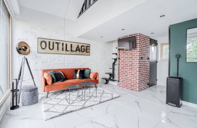 Le Soft Indus - Duplex Paris Disneyland