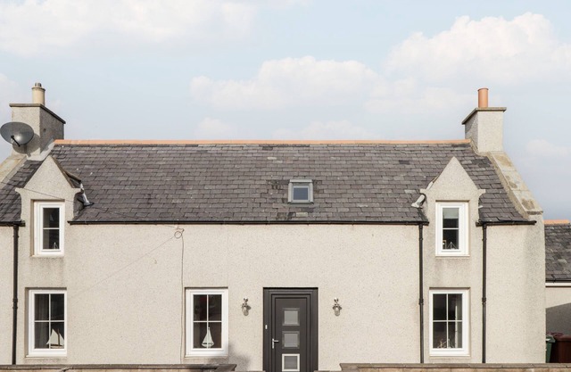 LEARIG, pet friendly, character holiday cottage in Buckie