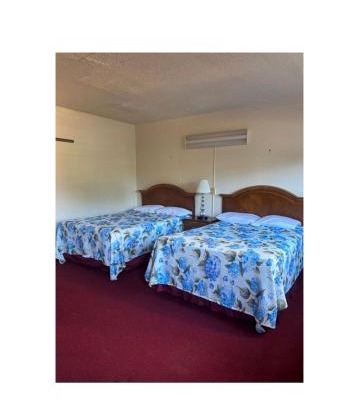 Lee High Inn