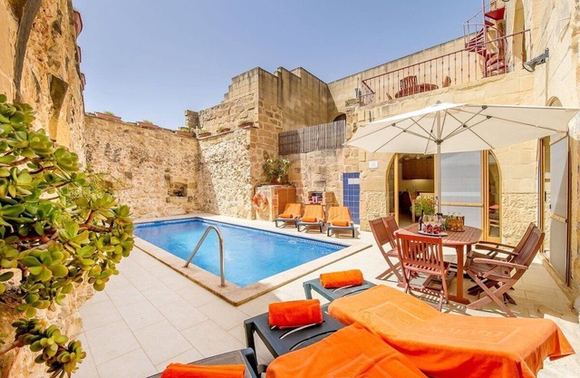 Lellux Holiday Home