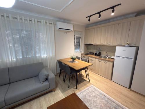 Lenci's Apartment