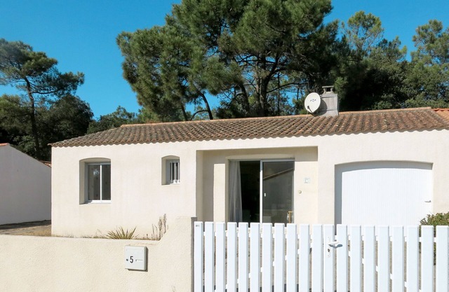 Les Algues by Interhome
