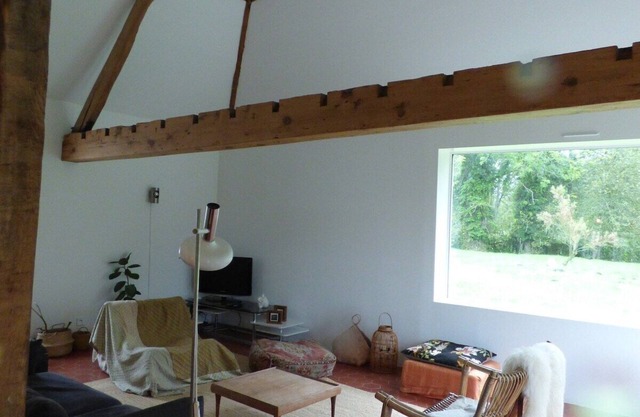 Les Bleuets, Picardy farmhouse with large garden