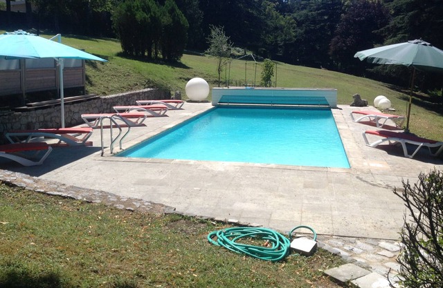 Les Lamas - House with a swimming-pool, jacuzzi and garden