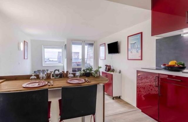 Les Marinas by Interhome
