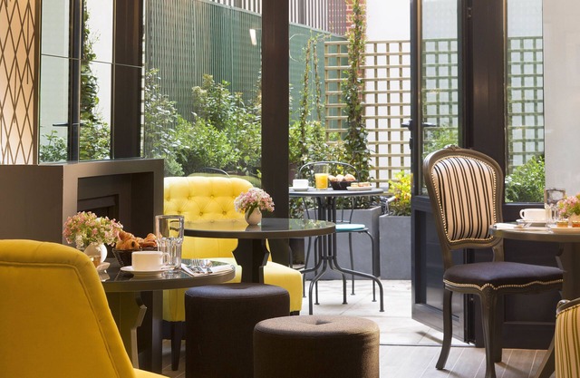 Les Plumes Hôtel Paris