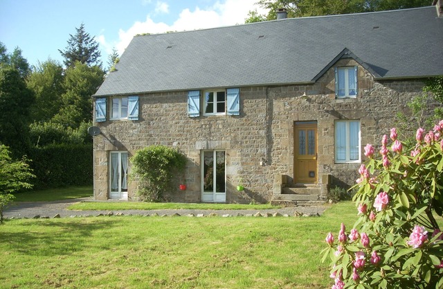 Les Rochers - Weekend breaks and Xmas Specials. Saint-Michel-de-Montjoie 1870481