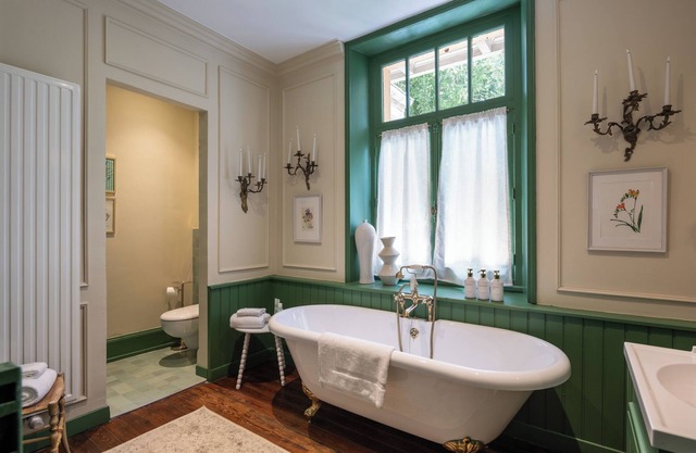 Les VILLAS du PARC - GERMAINE - Parc Thermal de Vittel - Bed and breakfast