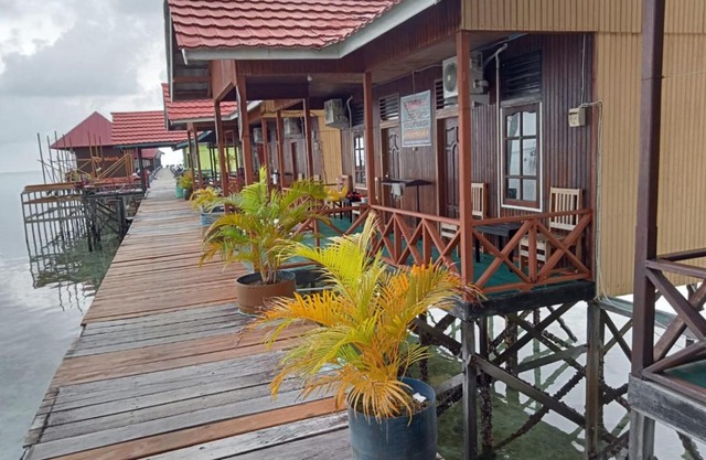 Lestari Cottage Derawan