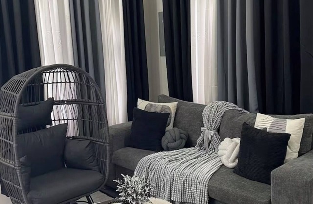 LEY MAR MANOR- EXQUISITE COMFORT