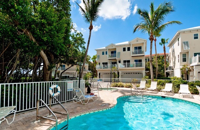 Light & Airy Townhome with Beach, Bay, & Pool views from deck!