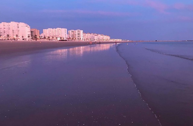 Lightbooking Valdelagrana Cádiz