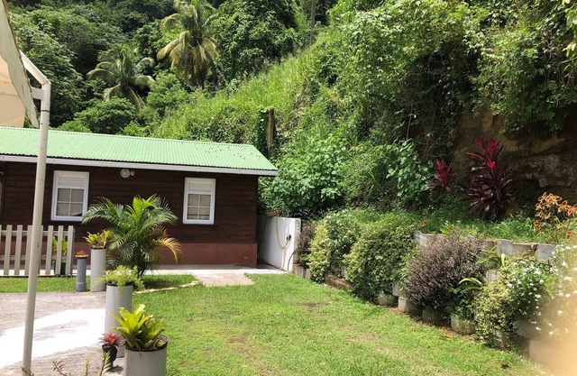 LILIACEA BUNGALOW