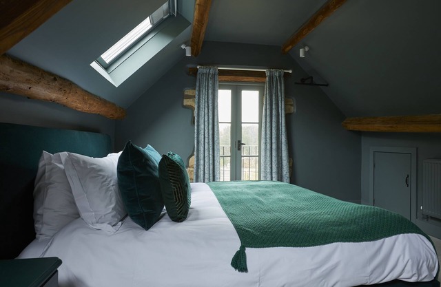 Lily Cottage - A Romantic Haven