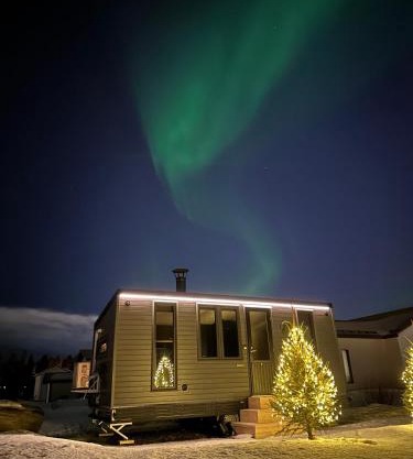 Little Aurora Cabin