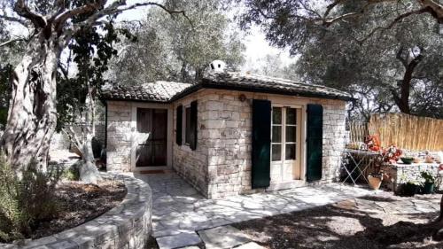 Little Cottage