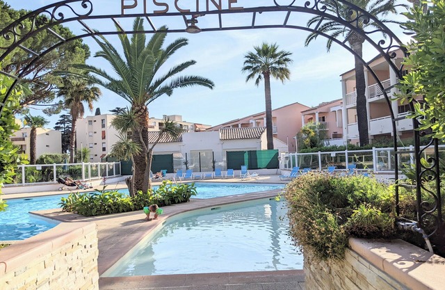 Little paradise 5 minutes from the beach Parking Swimming pool Tennis free of charge