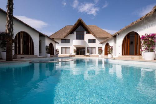 Little Utopia Bali Theme