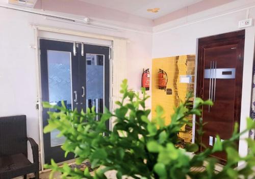 Little While global-Micro hotel- Backpacker friendly- near metro
