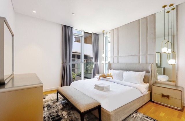 Livbnb - Bluewaters 3BR + Maids, with Sea Views