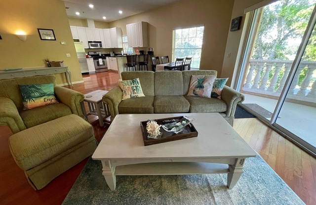 Live Oak Landing Condo at Lakeside G&CC