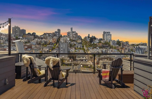 Live the Penthouse Dream – Luxe, Views & Vibes in Iconic North Beach