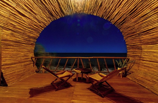 LOB LOB Beach Cabins