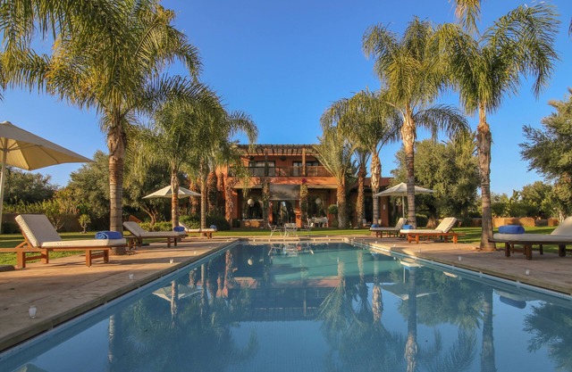 Location D'une Villa de Luxe aux Portes de Marrakech