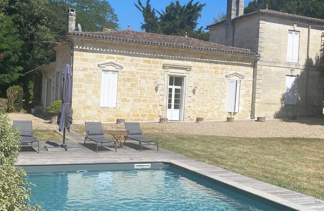 Location Vacances Grande Maison Bourgeoise Proche Bordeaux