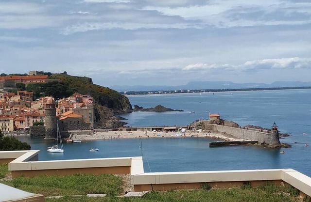 location vue mer du samedi au samedi, clim, parking, piscine, plage
