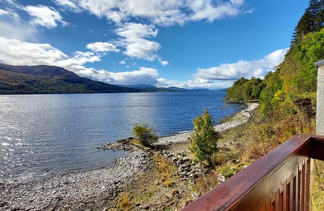 Loch Rannoch Highland Club, Lochside Lodge 2