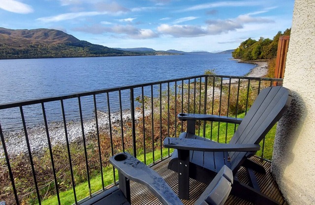 Loch Rannoch Highland Club, Lochside Lodge 6