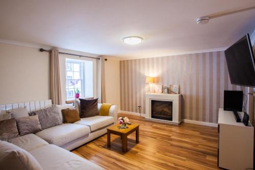 Loch-side Apartment