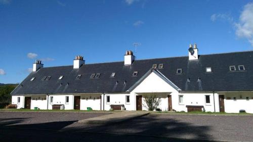 Loch side Apartment