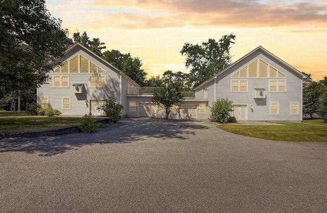 Locust Lodge #3 | 18 Beds, Sleeps 28, HotTub, Pool