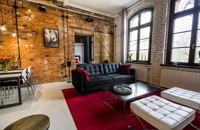 LOFT apartment 200m to Old Town wi-fi