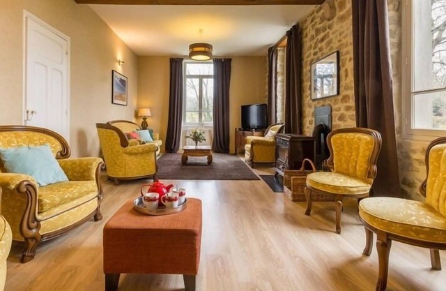 Loft-Apartment-Ensuite with Bath-Terrace