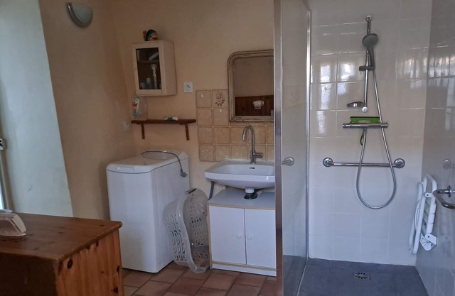 Logement Dans Hameau Pour Vacances ou Cure