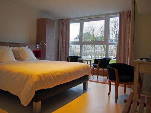 Logis Hôtel Les Pages