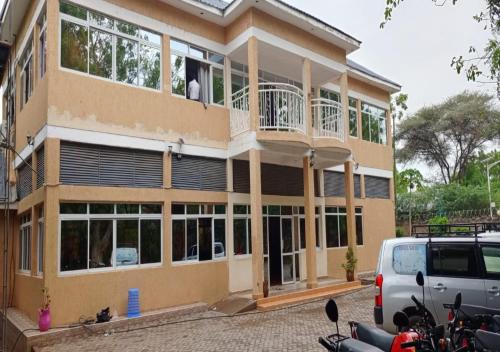 Lolac Hotel