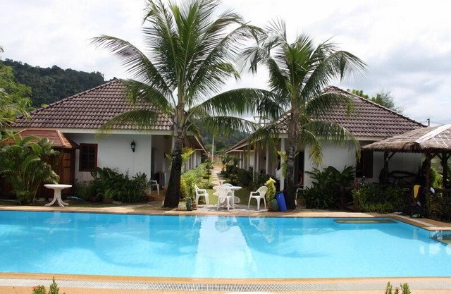 Loma Resort