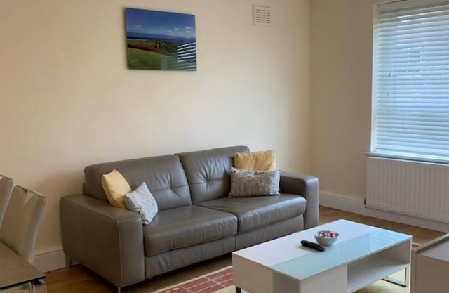 London Southgate 2 Bed Apartment