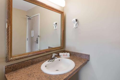 London Travel Inn