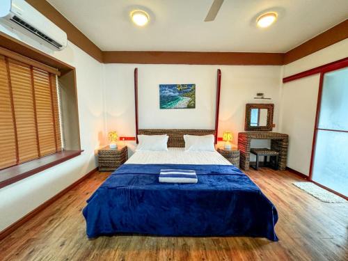 Long Beach Laamu Hotel