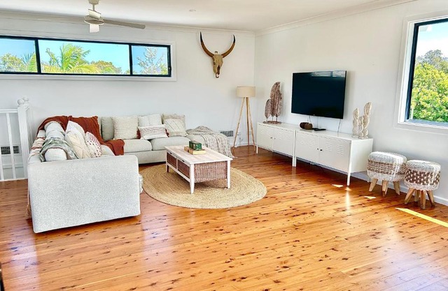 Long Jetty Lake House