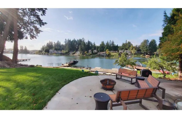 Long Lake Oasis: To recharge or Work with a view